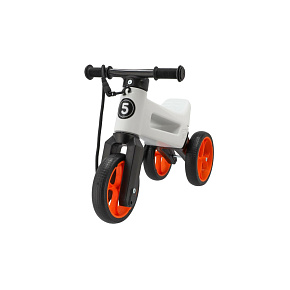 Odrážedlo FUNNY WHEELS Rider SuperSport bílé/oranž. 2v1+popruh,výš.sedla28/30cm nos.25kg 18m+v sáčku Odrážedlo FUNNY WHEELS Rider SuperSport bílé/oranž. 2v1+popruh,výš.sedla28/30cm nos.25kg 18m+v sáčku