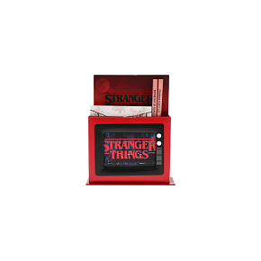 Psací set Stranger Things - stojánek, blok 2ks, tužka 2ks v papírovém pouzdru 15x18,5x6cm Psací set Stranger Things - stojánek, blok 2ks, tužka 2ks v papírovém pouzdru 15x18,5x6cm